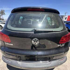 VOLKSWAGEN TIGUAN 5N 05/2008-08/2016 TAILGATE WITH CAMERA TYPE