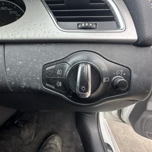 AUDI A4 B8 8K 02/2008-06/2012 HEADLAMP SWITCH