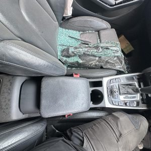 AUDI A4 B8 8K 04/2008-06/2012 CONSOLE LID