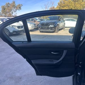 BMW 3 SERIES E90/E91 03/2005-04/2012 LEFT REAR DOOR TRIM LEATHER BLACK SEDAN