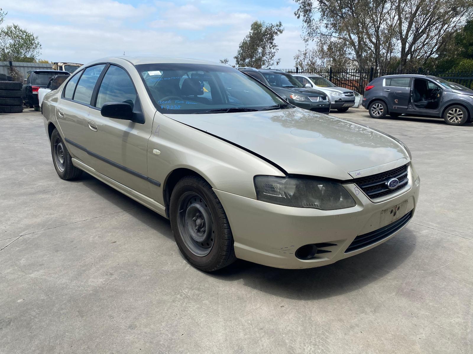 FORD FALCON BA-BF 10/2002-09/2010 MIRROR SWITCH - MMM Auto Centre