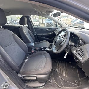 HOLDEN ASTRA BK-BL 09/2016-2020 RIGHT FRONT SEAT BELT ONLY SEDAN