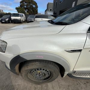 HOLDEN CAPTIVA 2011-2015 LEFT GUARD CG, CAPTIVA 7 (4TH VIN = C), 01/11-09/15