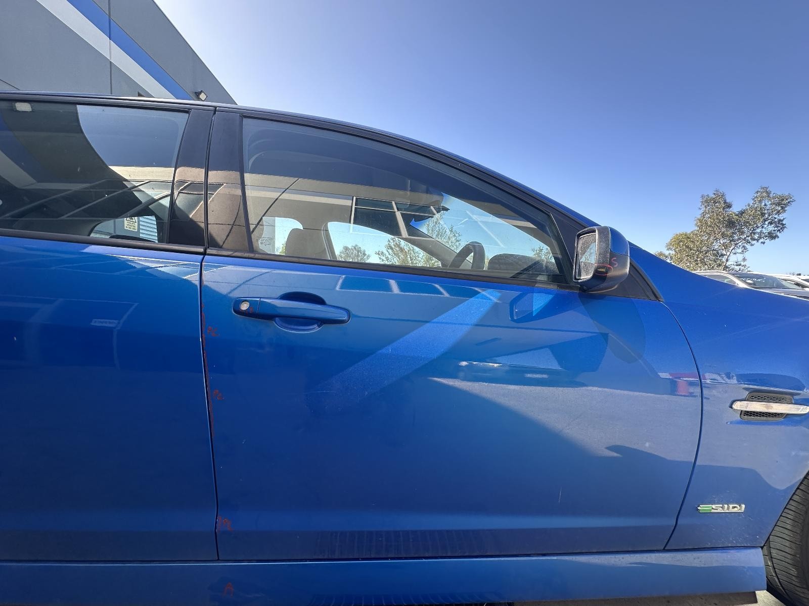 HOLDEN COMMODORE VE 07/2006-05/2013 RIGHT FRONT DOOR WINDOW SEDAN/WAGON/UTE
