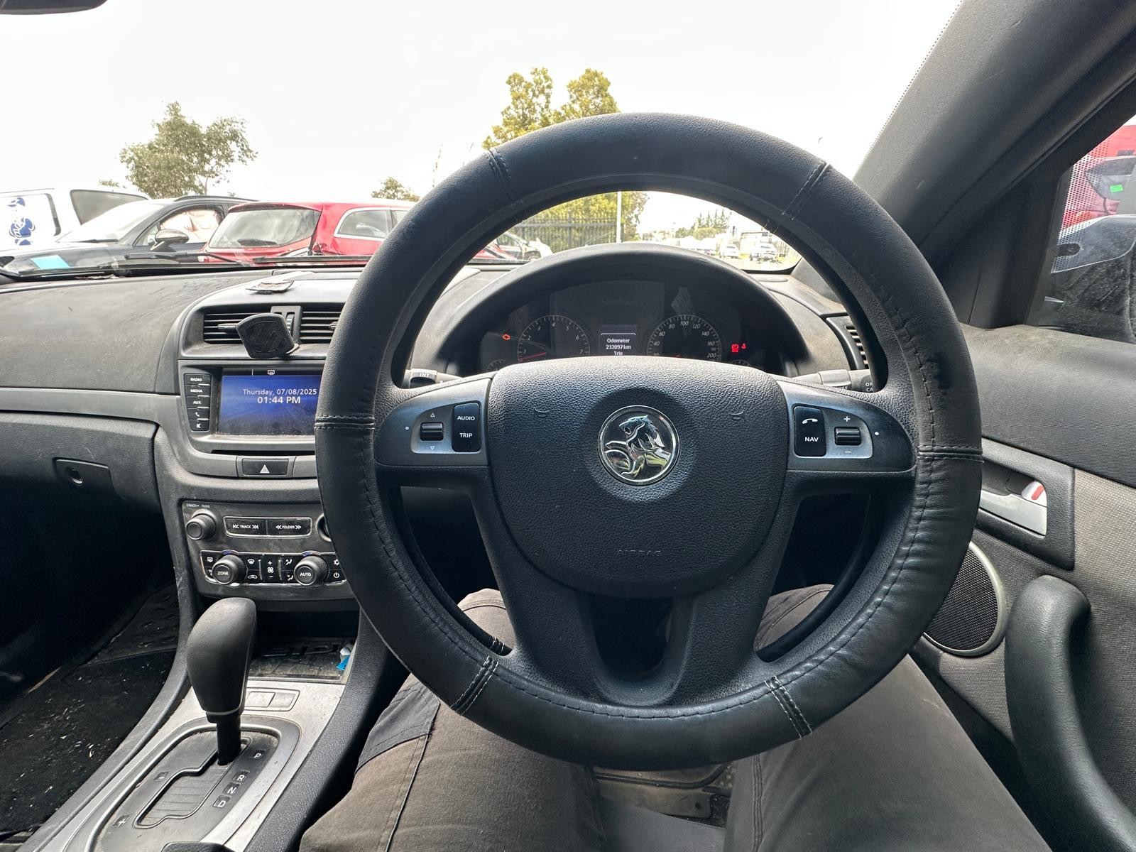 HOLDEN COMMODORE VE SII 09/2010-05/2013 LEFT FRONT SEAT CLOTH RAZOR OMEGA UTE - Image 13