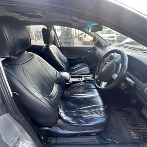 HOLDEN COMMODORE VY2-VZ 08/2003-09/2007 RIGHT FRONT SEAT BELT STALK ONLY SEDAN