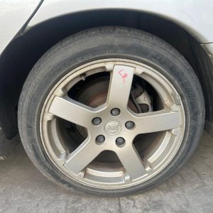 HOLDEN COMMODORE VZ 08/2004-09/2007 LEFT REAR WHEEL ALLOY FACTORY 17X8.0IN SV6