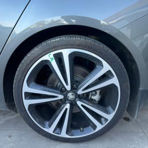 HOLDEN COMMODORE ZB 10/2017-12/2020 RIGHT REAR WHEEL ALLOY FACTORY 20X8.5IN