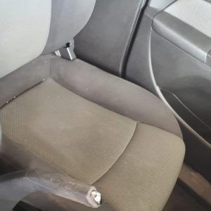 HOLDEN CRUZE 03/2009-02/2011 SEDAN SEAT LEFT HAND FRONT, JG, CLOTH