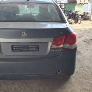 HOLDEN CRUZE 05/2009-02/2011 BOOTLID HINGES, PAIR, JG