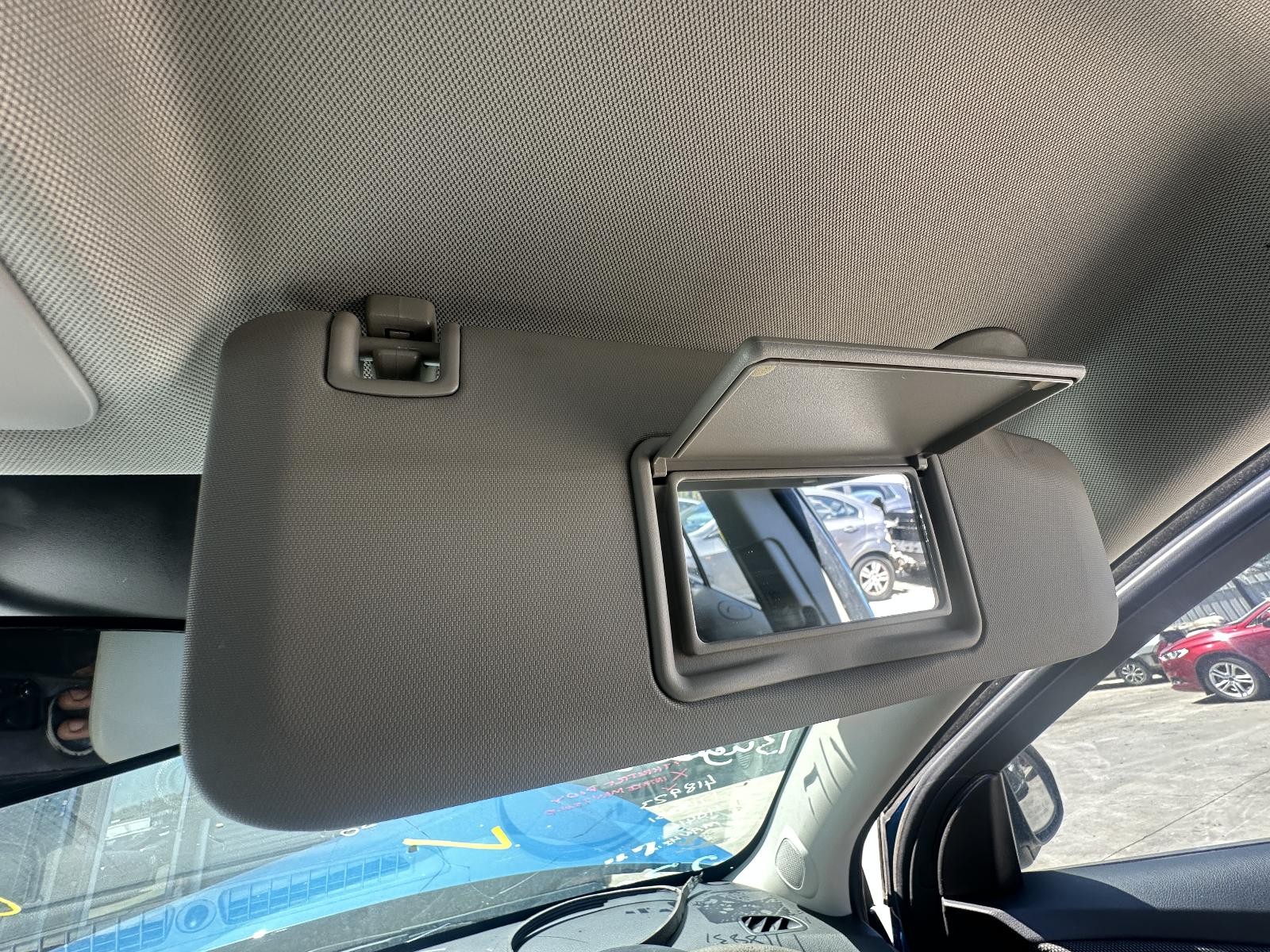 HOLDEN CRUZE JH 03/2011-01/2017 RIGHT SIDE SUN VISOR NON LIGHT TYPE