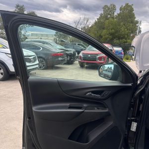 HOLDEN EQUINOX EQ 09/2017-12/2020 LEFT FRONT POWER WINDOW SWITCH