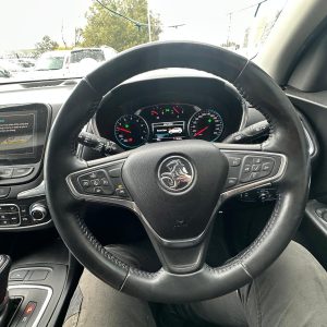 HOLDEN EQUINOX EQ 09/2017-12/2020 STEERING WHEEL LEATHER