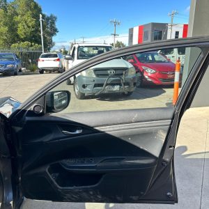 HONDA CIVIC 10TH GEN 05/2016-08/2021 RIGHT FRONT DOOR TRIM