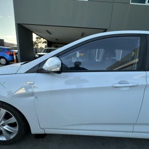 HYUNDAI ACCENT RB 05/2011-12/2019 LEFT FRONT DOOR WINDOW