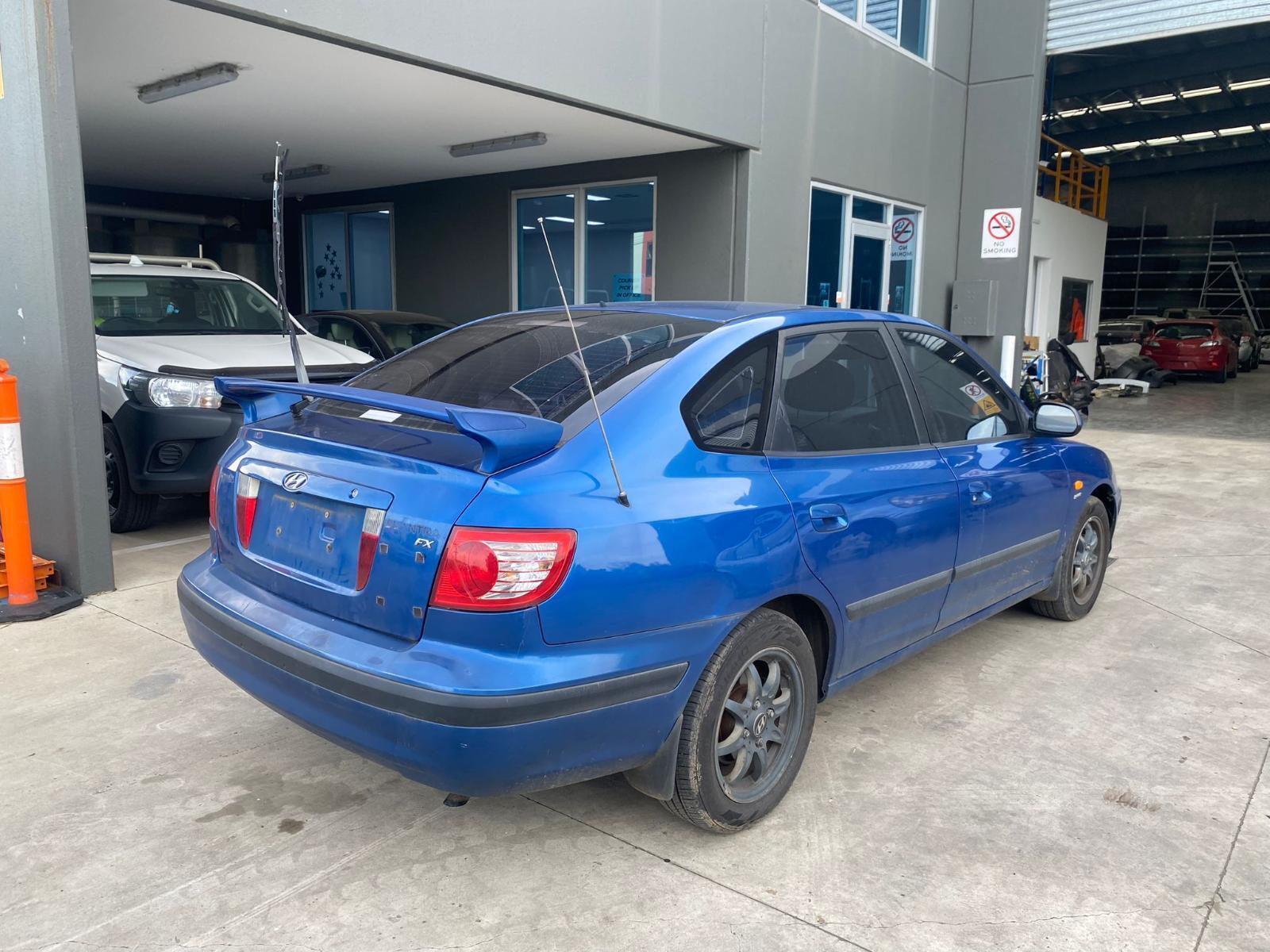 HYUNDAI ELANTRA 11/200007/2006 LOCK MECHANISM RIGHT REAR DOOR, XD MMM Auto Centre