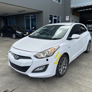 HYUNDAI I30 GD 03/2012-04/2017 OVERFLOW BOTTLE