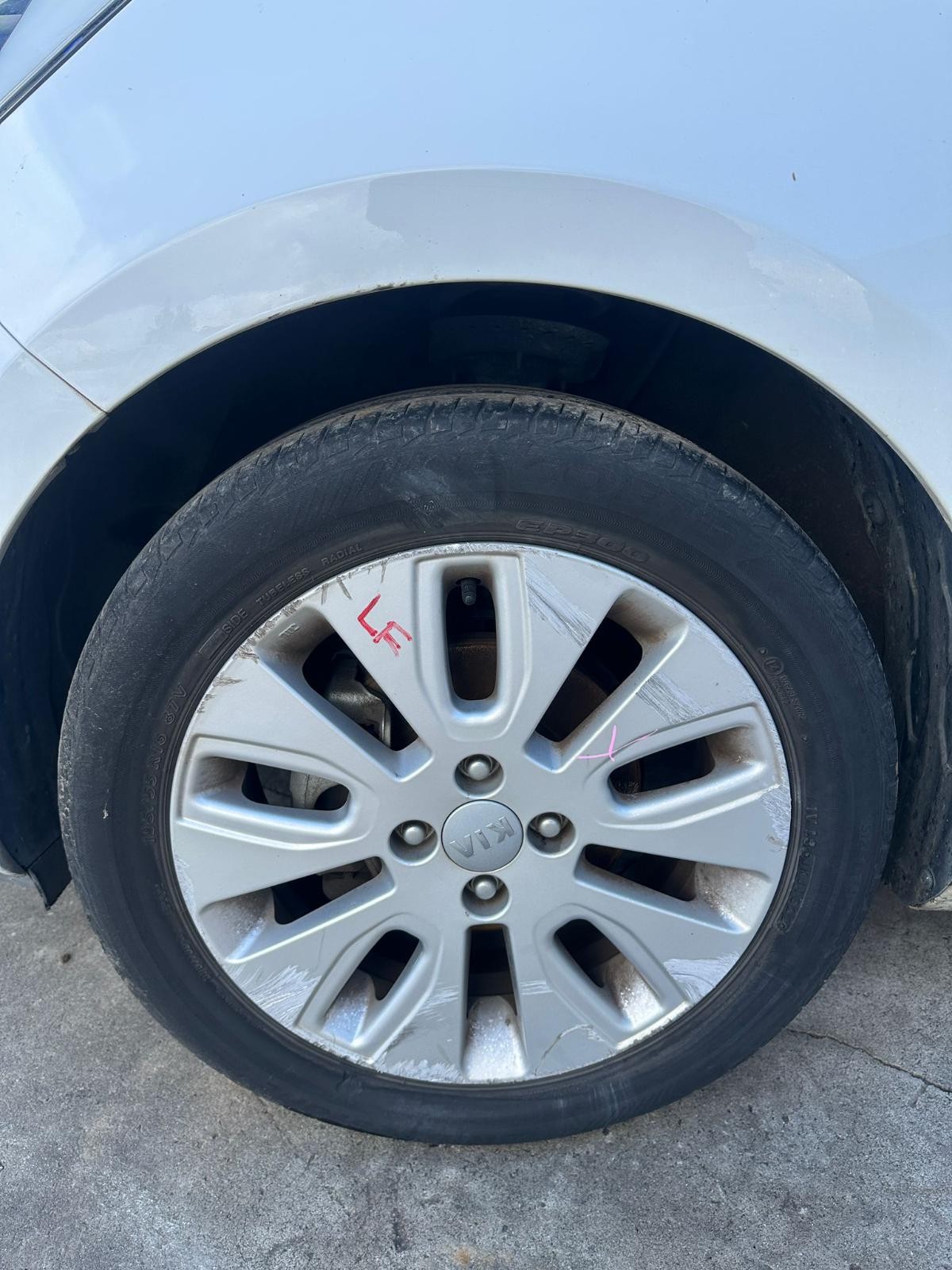 KIA RIO UB 08/2011-11/2016 LEFT FRONT WHEEL ALLOY FACTORY 16X6IN