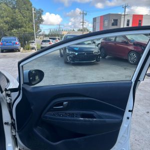 KIA RIO UB 08/2011-11/2016 RIGHT FRONT INNER DOOR HANDLE HATCHBACK