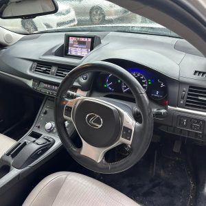 LEXUS CT200 ZWA10 03/2011-10/2022 CONSOLE LID