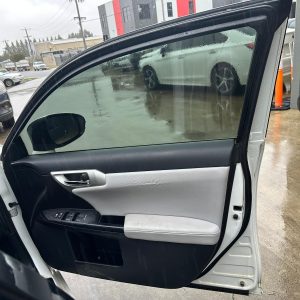 LEXUS CT200 ZWA10 12/2010-2020 RIGHT FRONT DOOR TRIM