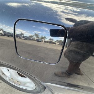 LEXUS ES300 XV10 06/1992-09/1996 FUEL DOOR / FILLER