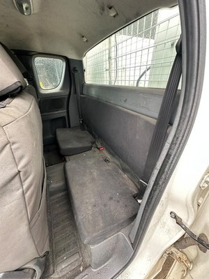 MAZDA BT50 UP-UR 10/2011-06/2020 LOWER LEFT 2ND REAR SEAT FREESTYLE CAB - Image 9