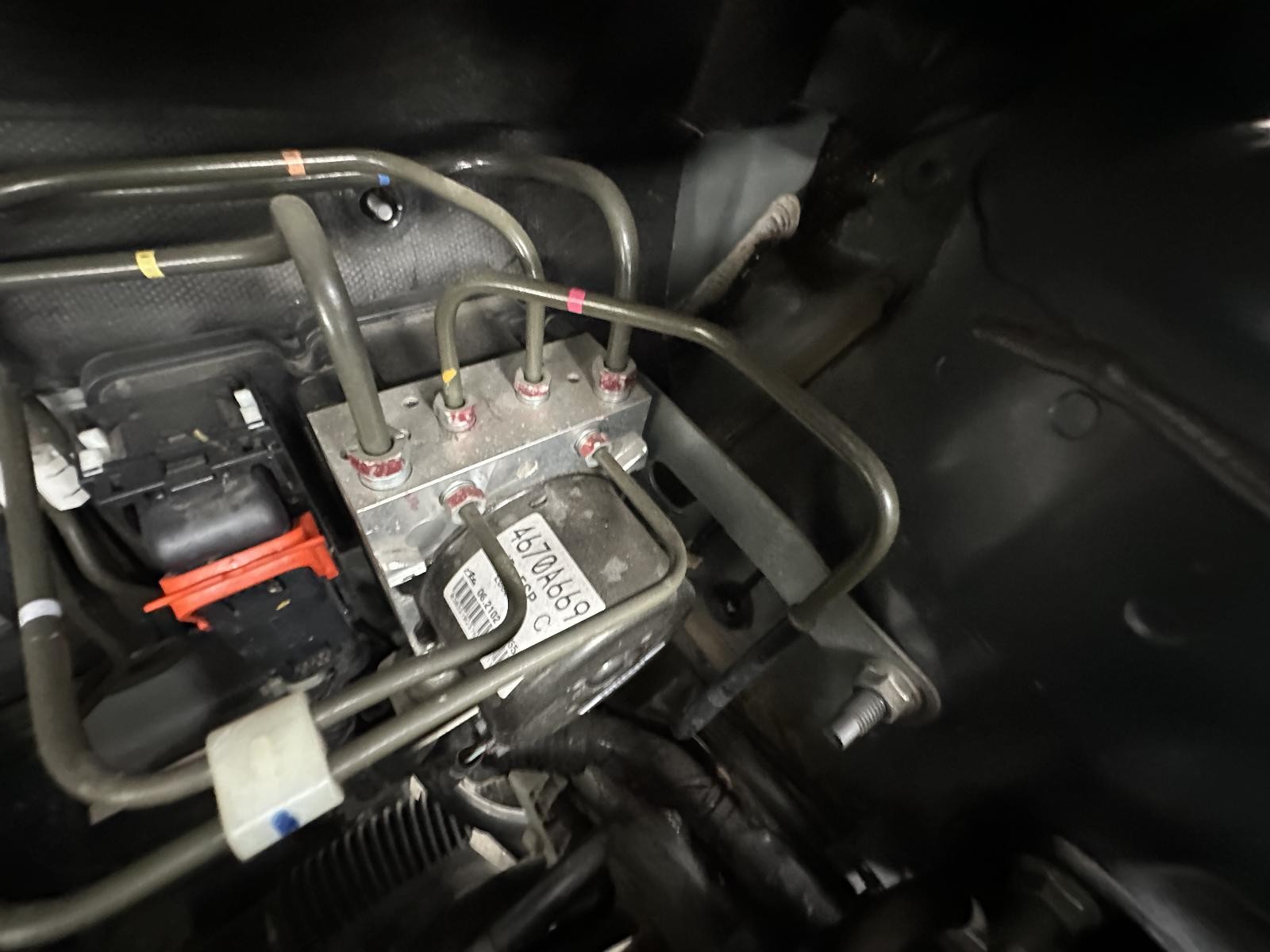 MITSUBISHI LANCER CF 11/2015-12/2017 ABS PUMP/MODULATOR P/N 4670A669