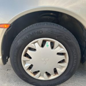 MITSUBISHI MAGNA TL-TW 06/2003-08/2005 LEFT FRONT WHEEL COVER/HUB CAP