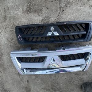 MITSUBISHI PAJERO NP 11/2002-09/2006 RADIATOR GRILLE BLACK GLS/GLX/EXCEED