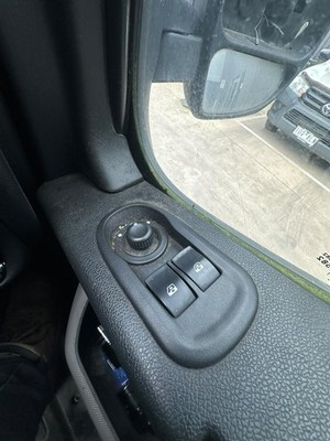 RENAULT MASTER POWER WINDOW SWITCH RH FRONT (MASTER SWITCH), X62, 09/11-01/20 11