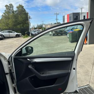 SKODA OCTAVIA NE 09/2013-09/2020 RIGHT FRONT DOOR TRIM