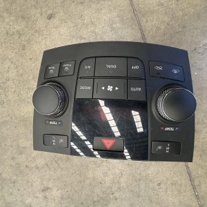 SUZUKI KIZASHI FR 12/2009-01/2017 HEATER/AC CONTROLS P/N 3951057L20GMM