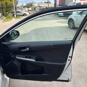 TOYOTA CAMRY ASV50/AVV50 11/2011-05/2015 RIGHT FRONT DOOR TRIM CLOTH