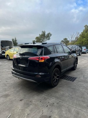 TOYOTA RAV4 XA40 12/2012-12/2018 LEFT FRONT INNER DOOR HANDLE - Image 5