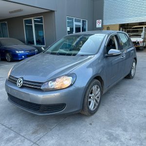 VOLKSWAGEN GOLF GEN 6 10/2008-03/2013 LEFT FRONT WINDOW REG/MOTOR 5K0837461B