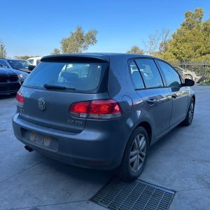 VOLKSWAGEN GOLF GEN 6 10/2008-03/2013 RIGHT REAR WINDOW REG/MOTOR 5K4839462