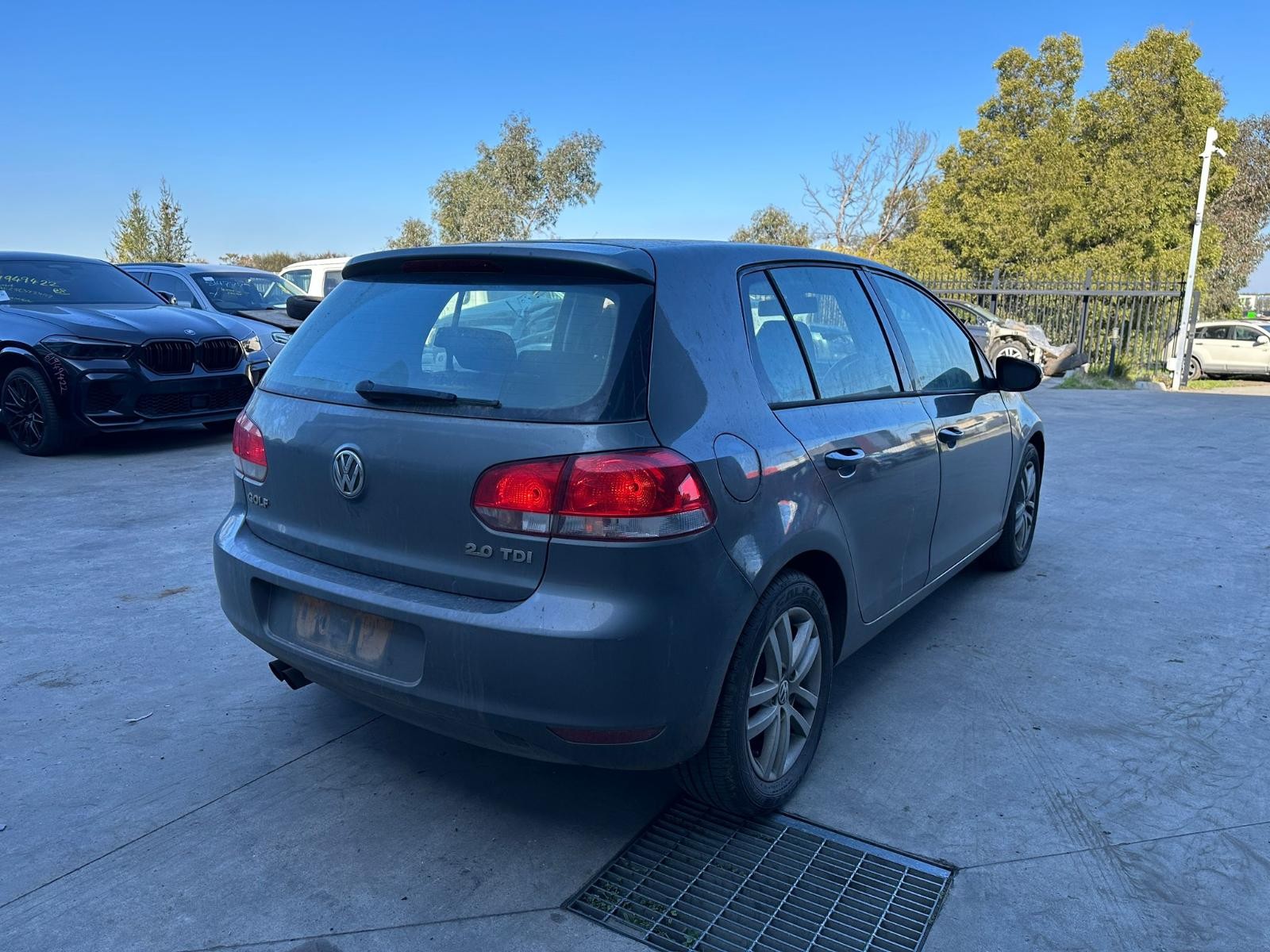 VOLKSWAGEN GOLF GEN 6 10/2008-12/2015 CONSOLE LID - Image 6