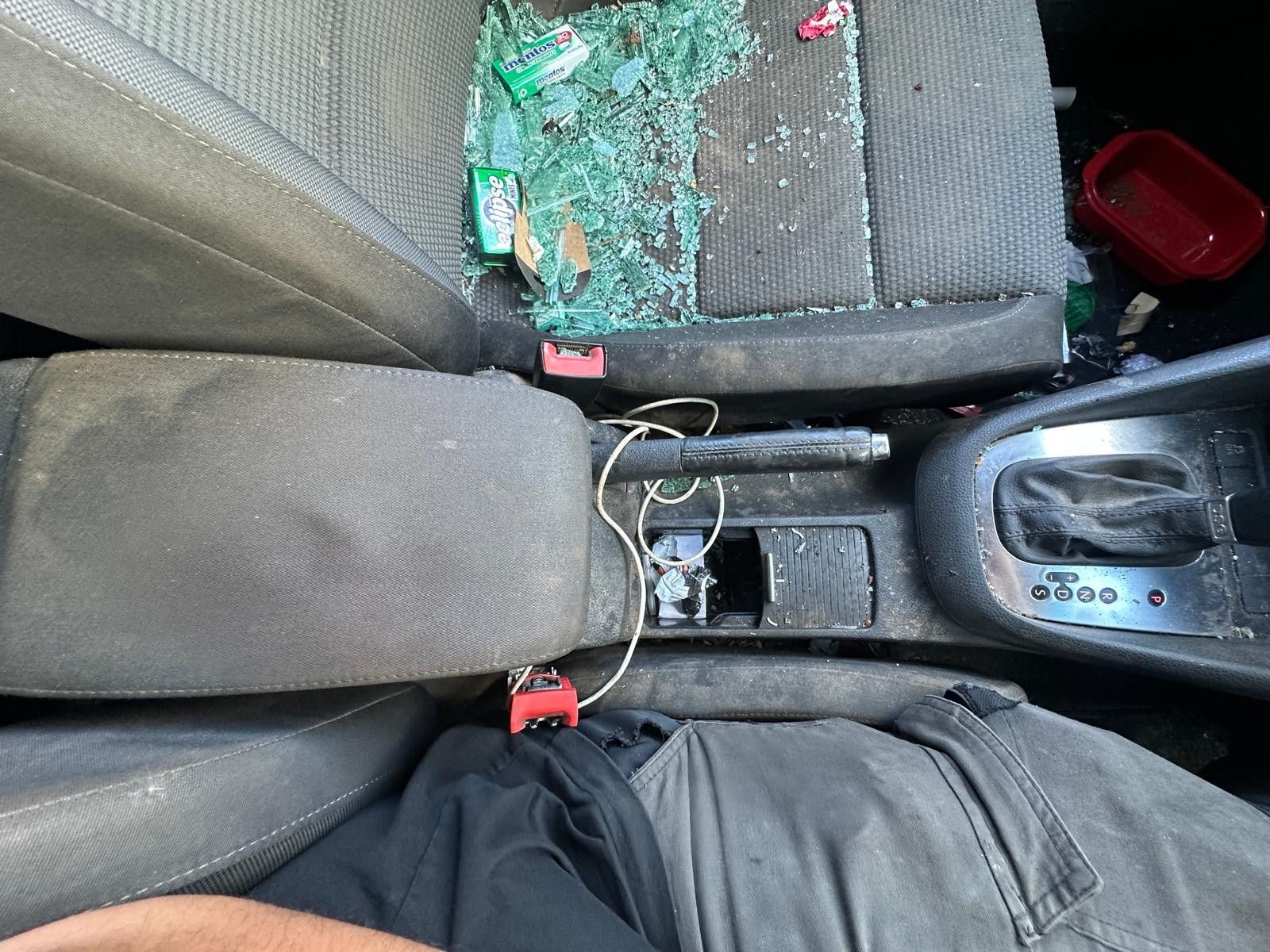 VOLKSWAGEN GOLF GEN 6 10/2008-12/2015 CONSOLE LID