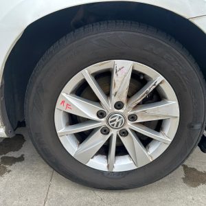 VOLKSWAGEN GOLF GEN 7 11/2012-08/2020 RIGHT FRONT WHEEL ALLOY FACTORY 15X6.5IN