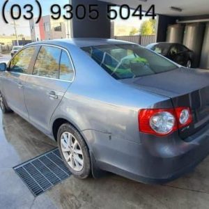 VOLKSWAGEN JETTA 1KM 02/06-07/11 LEFT REAR GARNISH