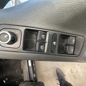 VOLKSWAGEN TIGUAN 5N 05/2008-08/2016 RIGHT FRONT MASTER SWITCH P/N 1K4959857C