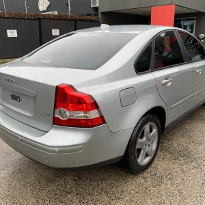 VOLVO S40 03/2004-08/2007 REAR BUMPER BAR