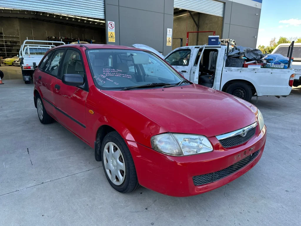 Mazda 323 1998 Auto Petrol
