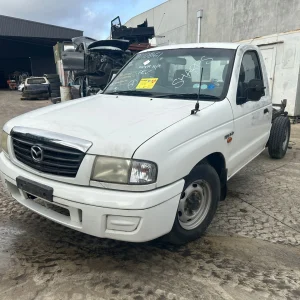 Mazda B2600F 2003 White Manual Petrol