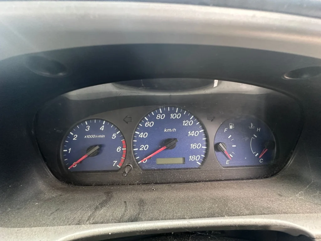 Mazda B2600F 2003 White Manual Petrol