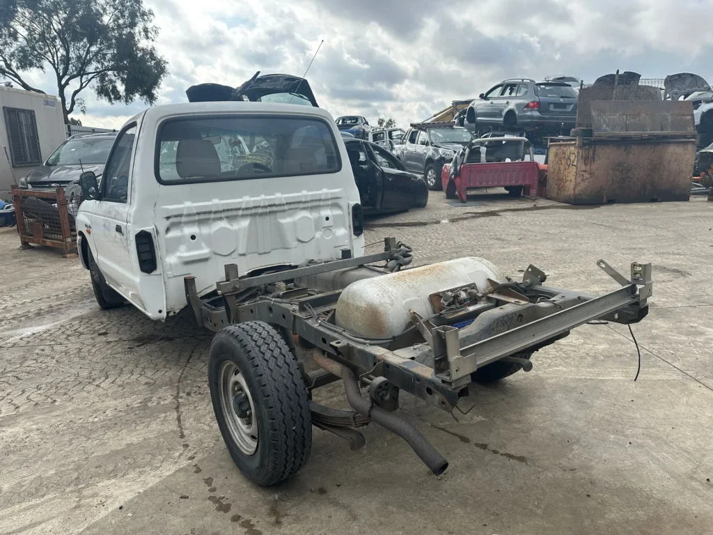 Mazda B2600F 2003 White Manual Petrol