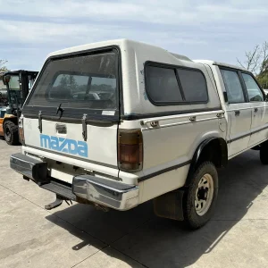 Mazda B2600 1993 White Manual Petrol