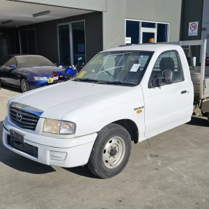 Mazda B2600 2003 White Manual Petrol