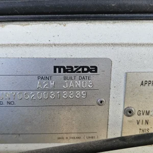 Mazda B2600 2003 White Manual Petrol